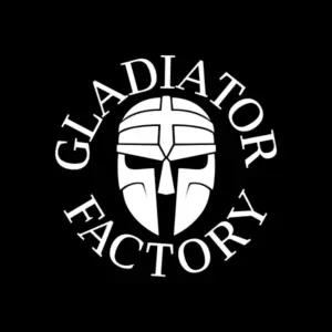 Gladiator Factory logo valkoinen, musta tausta